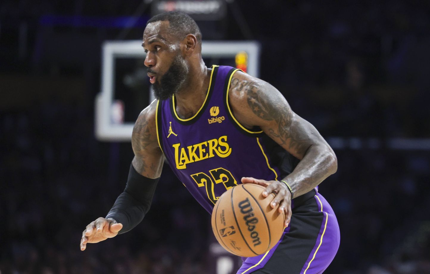 Maillot lebron discount james lakers noir