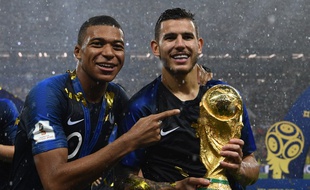 Mbappé et Hernandez.