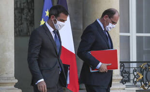 Le ministre de la santé Olivier Véran et le Premier ministre Jean Castex, le 4 novembre 2020 à la sortie de l'Elysée.