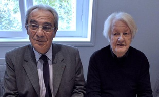French professors of medicine Bernard Debre (L) and Philippe Even participate, on October 23, 2012 in Paris, in a debate with journalists focusing on medicine. The two men wrote recently the book, "Guide des 4.000 medicaments utiles, inutiles ou dangereux" in which they denounce the overabundance of unnecessarily and dangerous medicine.