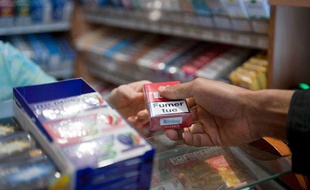 Illustration vente de cigarettes, tabac.