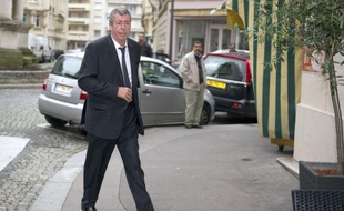 Patrick Balkany, député-maire UMP de Levallois-Perret (Hauts-de-Seine) et ami de Nicolas Sarkozy, a affirmé jeudi soir sur BFMTV que l'ex-chef de l'Etat venait de lui confier par téléphone qu'il se sentait "soulagé" et "heureux", d'être sorti du Palais de justice de Bordeaux sans avoir été mis en examen mais placé sous le statut de "témoin assisté".