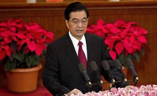 Le président chinois Hu Jintao à la tribune lors de la cérémonie des 90 ans du Parti communiste chinois, le 1 juillet 2011 à Beijing (Chine).