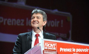 Jean-Luc Mélenchon, candidat du Front de Gauche à la présidentielle, lors d'un meeting, le 14 janvier 2012 à Nantes.