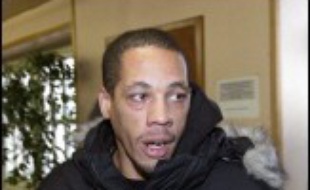 Le rappeur Joey Starr, de son vrai nom Didier Morville, est soupçonné d'avoir fait payer naguère des contraventions par un automobiliste du même nom que lui, a-t-on appris samedi à Nancy auprès de l'avocat de la victime.