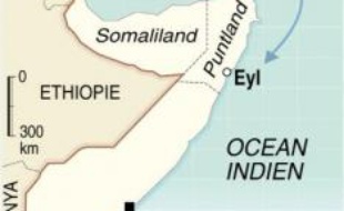 Deux Français attaqués mardi à bord de leur voilier dans le golfe d'Aden étaient toujours retenus en otage jeudi par des pirates somaliens qui entendent négocier leur libération contre une rançon, l'armée française affirmant pour sa part être prête à une éventuelle "mission".