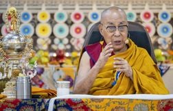 Le Dalaï-Lama défie la Chine et confirme qu’il aura successeur