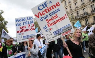 L'ex-patron du Crédit immobilier de France (CIF) et une large part des salariés ont tenté jeudi de faire entendre leur voix pour sauver cet établissement spécialisé dans les prêts immobiliers aux particuliers, insistant sur son rôle dans l'accession à la propriété des ménages modestes.
