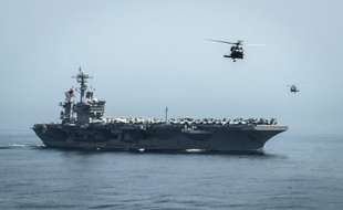 Un porte-avion américain dans le golfe d'Oman (photo illustration).