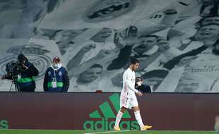 Eden Hazard a encore dû sortir sur blessure ce week-end contre Alavés.