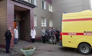 L'ambulance transportant Alexeï Navalny est arrivée à l'aéroport dans le nuit du 21 au 22 août puis un avion médicalisé a décollé vers l'Allemagne.
