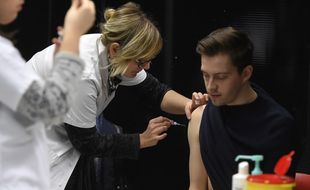 Une campagne de vaccination contre la méningite sur le campus de Dijon en 2017.
