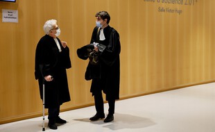 Les avocats du rappeur Ademo à la sortie de l'audience
