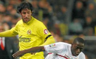 Mouhamadou Dabo (au 1er plan) a disputé 24 matchs de Liga avec Séville.