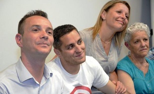 L'effervescence régnait mercredi à Montpellier (sud) où doit être célébré en fin d'après-midi le premier mariage d'un couple homosexuel en France, un mois après le vote de la loi qui a donné lieu à un mouvement d'opposition de grande ampleur et continue de diviser le pays.