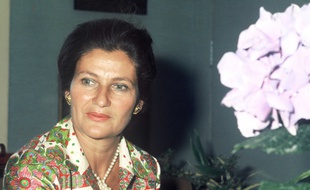 Simone Veil, photographiée chez elle en 1974.