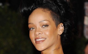 Rihanna au Met Ball 2012, le 7 mai à New York.