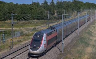 Un TGV circulant à proximité de Misy sur Yonne, le 19 juillet 2020.
