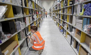 La plateforme logistique de Amazon, géant americain de la vente sur le web à Lauwin-Planque, le 18 novembre 2013.