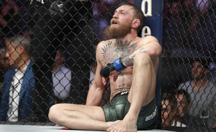 Conor McGregor beau joueur après sa défaite