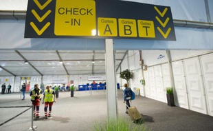 Zone d'enregistrement de l'aéroport international de Bruxelles, le 3 avril 2016 à Zaventem