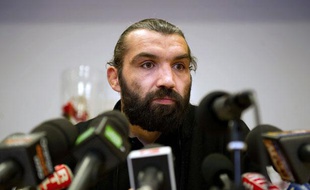 Sébastien Chabal lors d'une conférence de presse, le 3 février 2012 à Anthony.