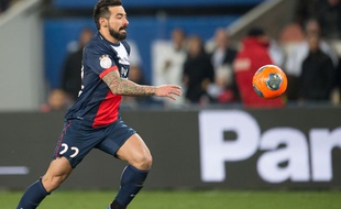 Ezequiel Lavezzi lors du match entre le PSG et Marseille le 2 mars 2014.