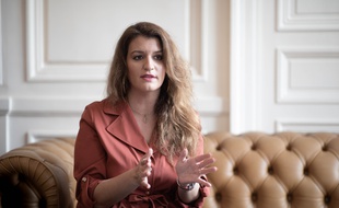 La Secrétaire d'Etat chargée de l'Egalité entre les femmes et les hommes et de la Lutte contre les discriminations.