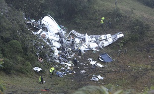 L'avion transportant l'équipe de Chapocense s'est écrasé juste avant son arrivée à Medellin.