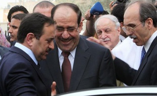 Quelques grands absents, une résolution jugée plutôt molle et une semaine de cauchemar pour les Bagdadis, mais pas de violences: l'Irak peut souffler après le sommet arabe de jeudi, qui a signé son retour sur la scène arabe.