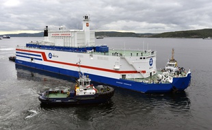 Centrale nucléaire flottante russe