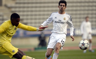 Enzo Zidane lors du match entre le PSG et le Real Madrid le 11 mars 2014.