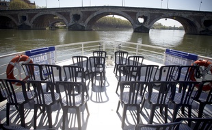Les croisières sur la Garonne sont soumises à des règles que les professionnels juent trop contraignantes.