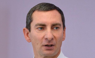 Pascal Garibian, le patron de la direction technique de l'arbitrage, en décembre 2012, à Paris.