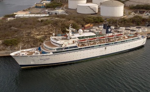 Le navire Freewinds a jeté l'ancre à Willemstad, Curacao, le 4 mai 2019.