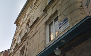 PETA France a demandé avec humour de remplacer la rue aux Fromages par la rue aux Fauxmages, à Caen.