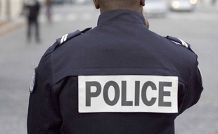 Illustration d'un policier à Paris.