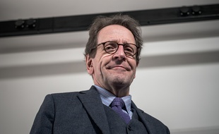 Gilles Le Gendre sauve sa peau.