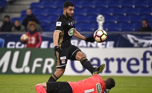 En piquant notamment son ballon avec brio devant Laurent Pionnier dimanche, Nabil Fekir a prouvé qu'il pouvait revenir à son meilleur niveau