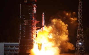 La Chine entend percer les mystères de la face cachée de la Lune.