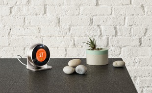 Le thermostat connecté de la firme Nest.