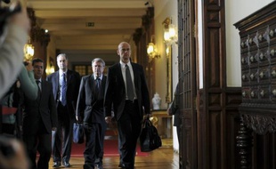 L'opposition portugaise de gauche a plaidé mardi pour un allongement du plan d'aide accordé au Portugal par l'UE et le FMI, en échange d'un programme d'austérité, lors d'une réunion avec les représentants des créanciers du pays.