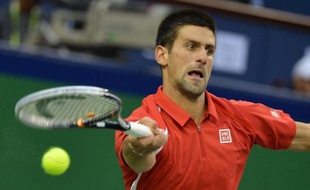 Novak Djokovic a pris place comme à son habitude en finale d'un Masters 1000, en démolissant consciencieusement le Tchèque Tomas Berdych en deux sets 6-3, 6-4, en demi-finale samedi à Shanghai
