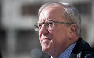 Une première mesure du maire Georges Mothron avait été retoquée parla justice.