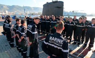 La base navale militaire de Toulon accueille près de 12 000 salariés.