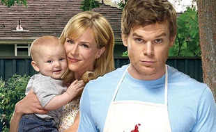 Julie Benz et Michael C. Hall dans Dexter