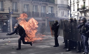 VIDEO. 1er mai à Paris: Six policiers blessés, dont deux grièvement, et  cinq interpellations