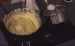 La purée réalisée par Joël Robuchon dans son émission Bon appétit bien sûr