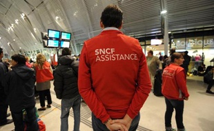 Des employés de la SNCF dans la gare de Montpellier, le 30 septembre 2014