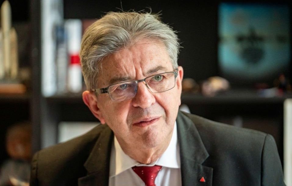 Jean-Luc Mélenchon dans son bureau, le 14 juin 2024. 